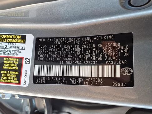 Used 2025 Toyota Camry XLE AWD/4WD image 24