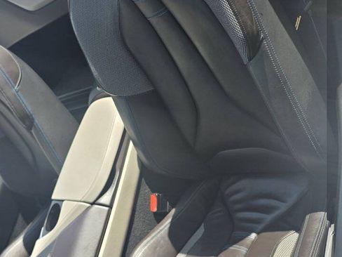 Used 2019 BMW i8 Roadster AWD/4WD image 28