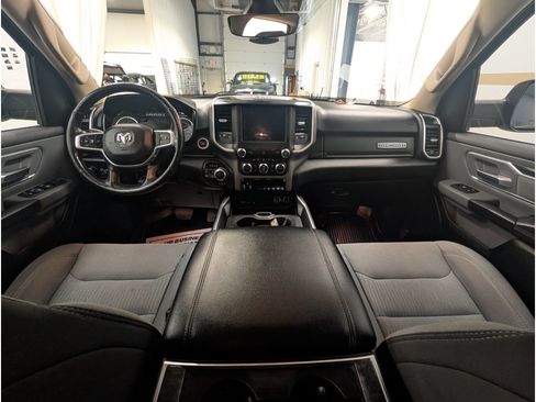 Used 2019 RAM 1500 Big Horn AWD/4WD image 10