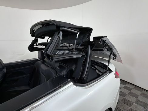 Used 2025 BMW 430i Convertible RWD image 23