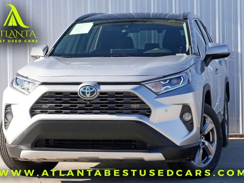 Used 2019 Toyota RAV4 Limited image 1