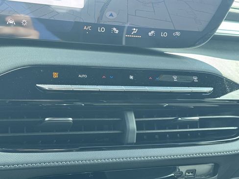 New 2026 Buick Enclave Preferred w/ Power Package FWD image 25