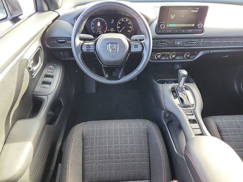 Used 2025 Honda HR-V Sport image 11