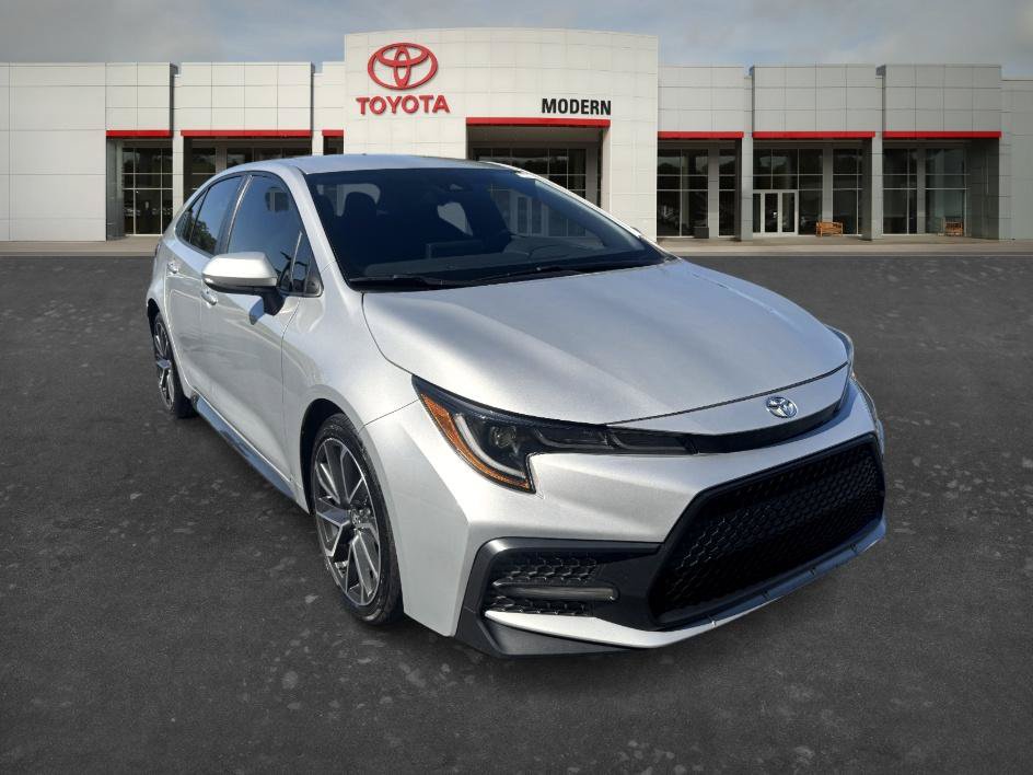 Certified 2022 Toyota Corolla SE FWD image 3