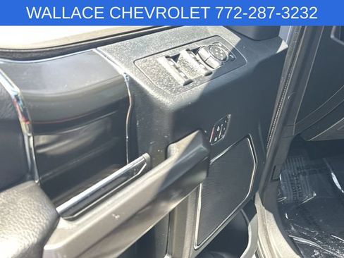 Used 2019 Ford F150 Lariat w/ Equipment Group 502A Luxury AWD/4WD image 14