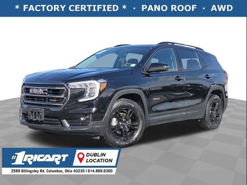 Used 2022 GMC Terrain AT4 image 1