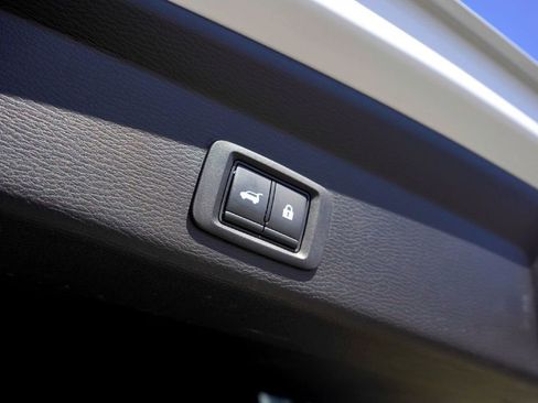 Used 2023 Mitsubishi Outlander SEL FWD image 31