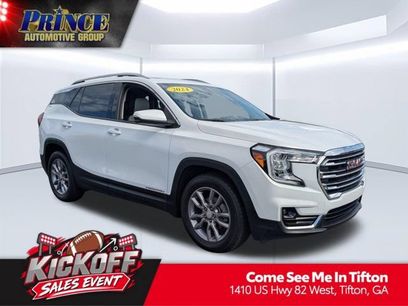 Used 2024 GMC Terrain SLT w/ Infotainment Package II