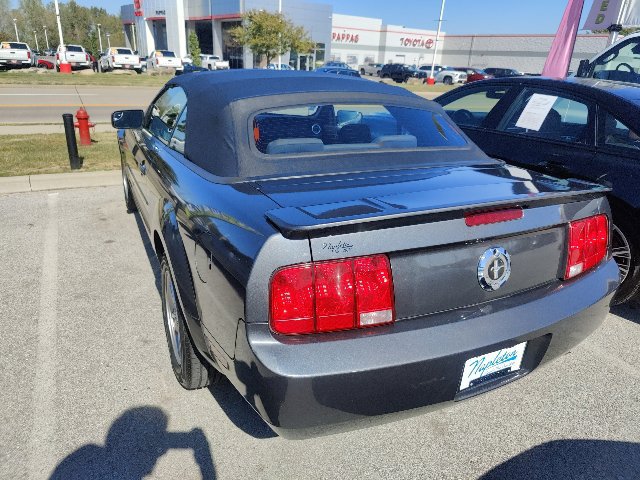 Used 2008 Ford Mustang Premium RWD image 8