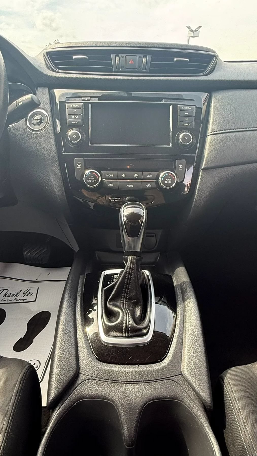 Used 2018 Nissan Rogue SV FWD image 15