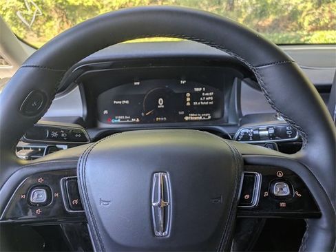 Certified 2023 Lincoln Aviator 2WD image 13