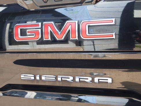 Used 2022 GMC Sierra 1500 AT4 w/ AT4 Premium Package image 21