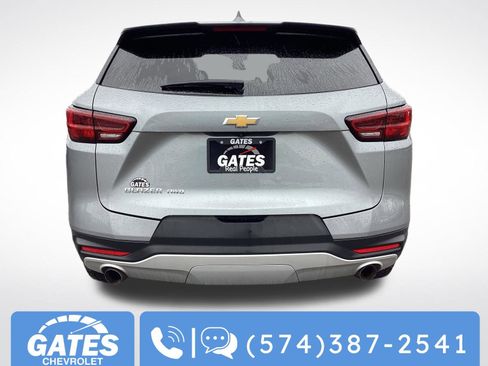 Used 2025 Chevrolet Blazer LT image 7