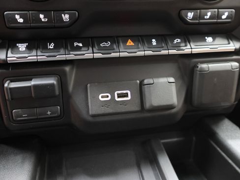 Used 2022 Chevrolet Silverado 3500 High Country w/ Safety Package II AWD/4WD image 58