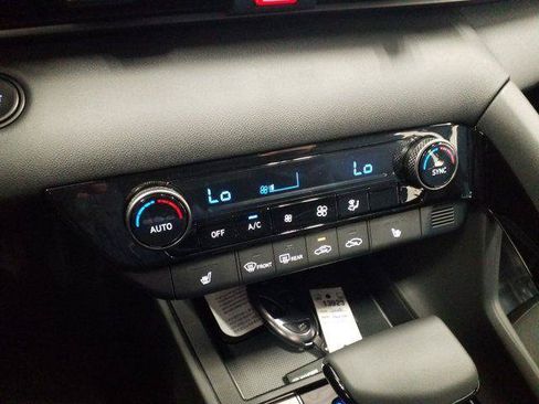 New 2026 Hyundai Elantra SEL Sport Premium FWD image 7