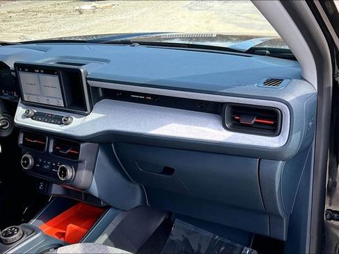 Used 2022 Ford Maverick XLT image 16