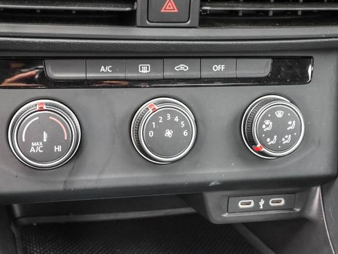 Used 2024 Volkswagen Jetta S image 22