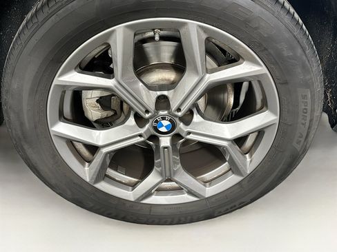 Used 2022 BMW X3 xDrive30i w/ Convenience Package AWD/4WD image 11