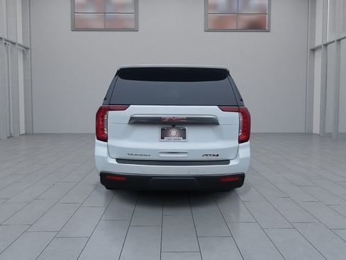 Used 2021 GMC Yukon XL AT4 w/ AT4 Premium Plus Package AWD/4WD image 7