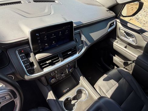 Used 2024 Chevrolet Suburban RST w/ Luxury Package AWD/4WD image 21