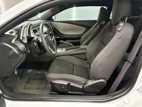 Used 2015 Chevrolet Camaro LS RWD image 9