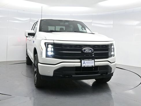 Used 2024 Ford F150 Lightning Platinum AWD/4WD image 58