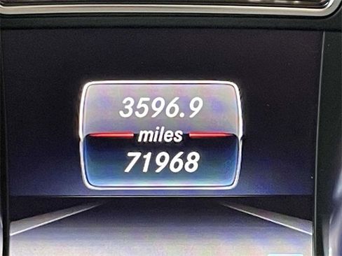 Used 2018 Mercedes-Benz GLE 350 image 22