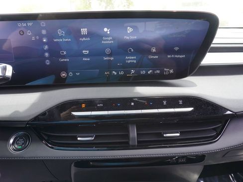 New 2025 Buick Enclave Preferred image 19