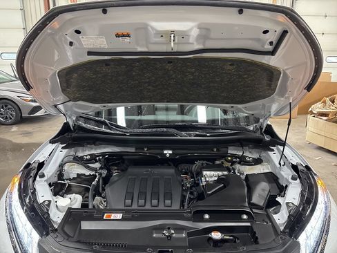 Used 2024 Mitsubishi Eclipse Cross LE AWD/4WD image 11
