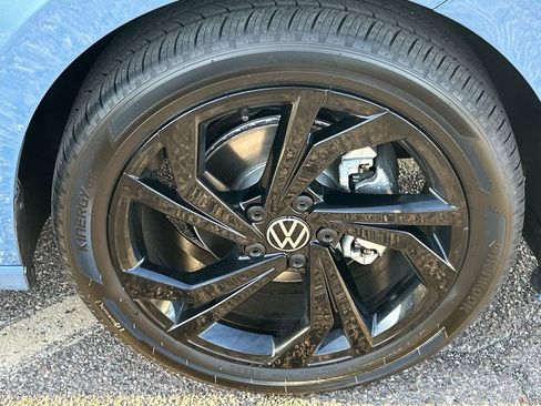 New 2026 Volkswagen Jetta SE FWD image 6