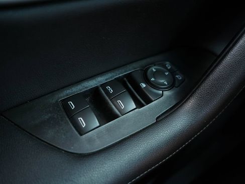 Used 2021 Chevrolet Blazer LT FWD image 30