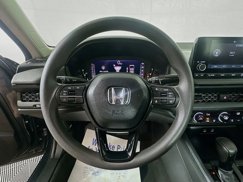 Used 2024 Honda Accord LX image 10