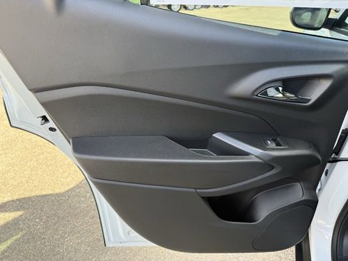 New 2026 Chevrolet Trax RS w/ Driver Confidence Package image 28