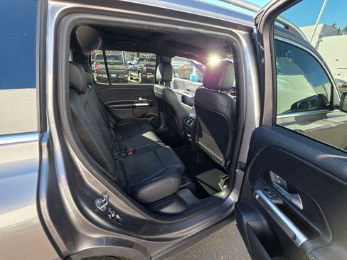 Used 2021 Mercedes-Benz GLB 250 4MATIC image 14