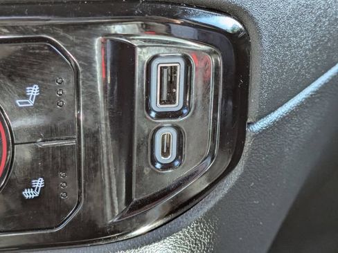 Used 2023 GMC Sierra 1500 Elevation w/ Elevation Premium Package AWD/4WD image 21