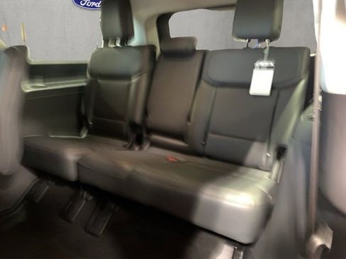 New 2025 Ford Expedition Max Active image 14