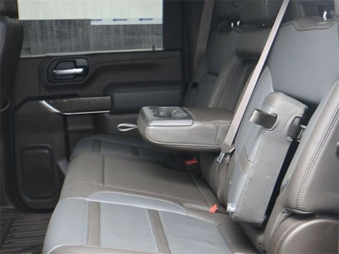 Used 2022 GMC Sierra 2500 Denali w/ Denali Ultimate Package image 22