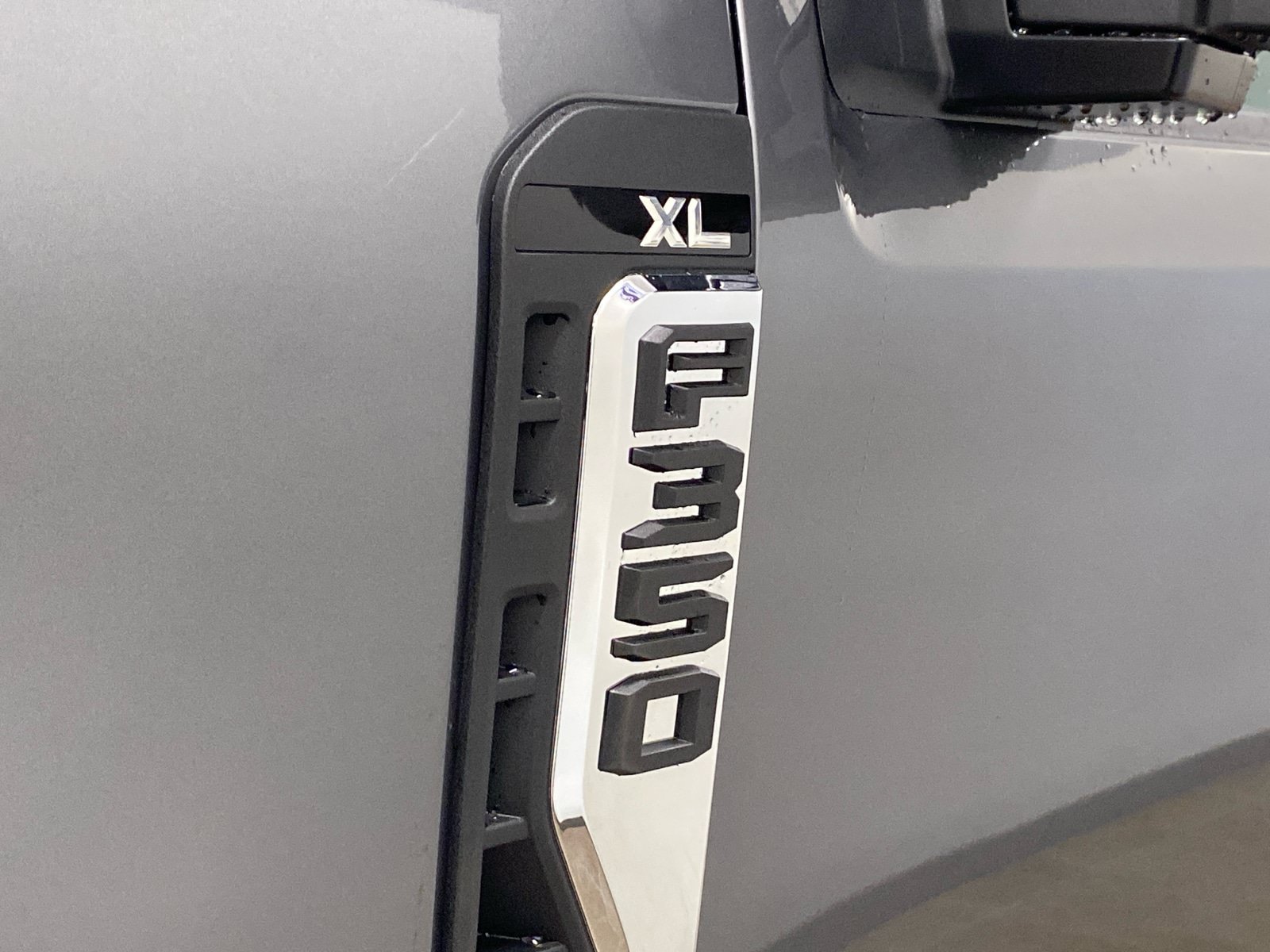 New 2026 Ford F350 XL w/ XL Chrome Package AWD/4WD image 8