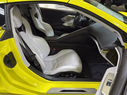 Used 2020 Chevrolet Corvette Stingray Premium Cpe w/ 3LT Preferred Equipment Group RWD image 18