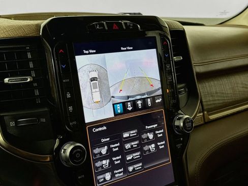 Used 2019 RAM 1500 Laramie Longhorn AWD/4WD image 15