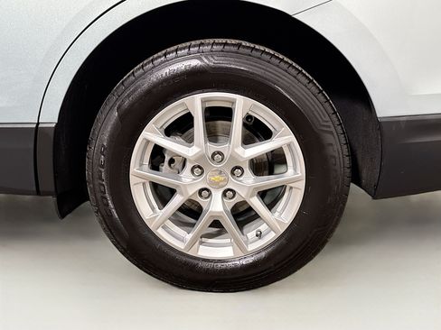 Used 2022 Chevrolet Equinox LT AWD/4WD image 28