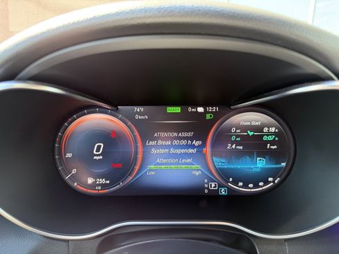 Used 2020 Mercedes-Benz GLC 350e 4MATIC image 20