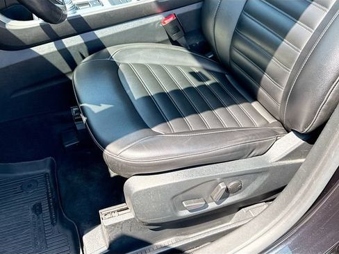Certified 2022 Ford Edge SEL w/ Convenience Package AWD/4WD image 25