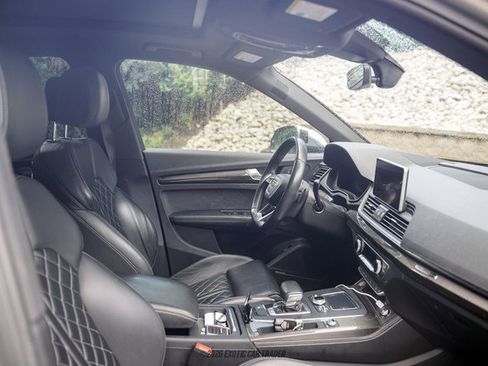 Used 2018 Audi SQ5 Prestige AWD/4WD image 53