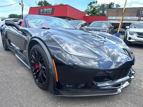Used 2016 Chevrolet Corvette Z06 w/ 3LZ Preferred Equipment Group RWD image 3