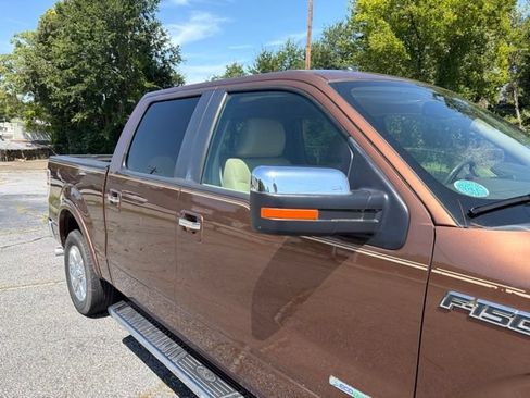 Used 2011 Ford F150 Lariat w/ Lariat Chrome Pkg RWD image 6