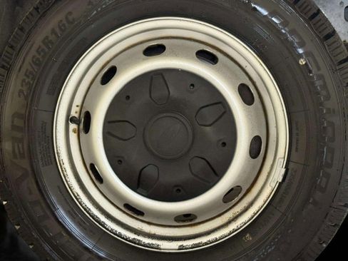 Used 2018 Ford Transit 150 130 Low Roof image 23