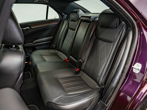Used 2020 Chrysler 300 C w/ Sun, Sound & Nav Package RWD image 42