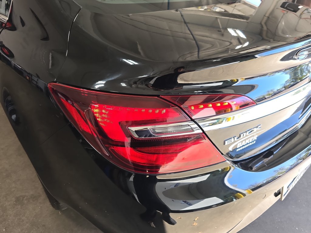 Used 2017 Buick Regal Premium FWD image 35