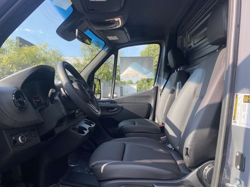New 2024 Mercedes-Benz Sprinter 2500 image 24